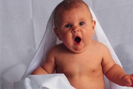 Hvorfor gråter babyen?